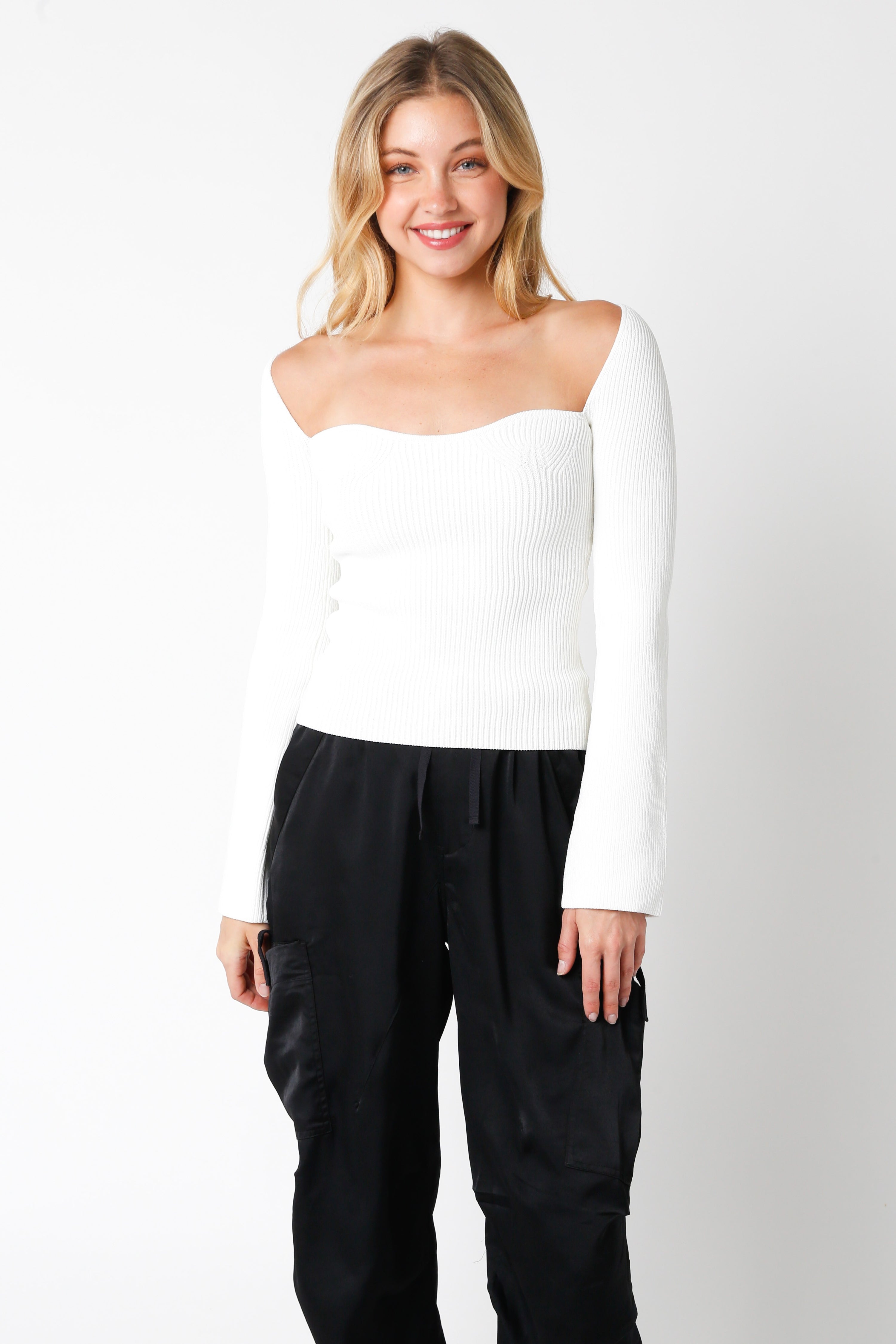 Alina Cream Sweater | Collective Request 