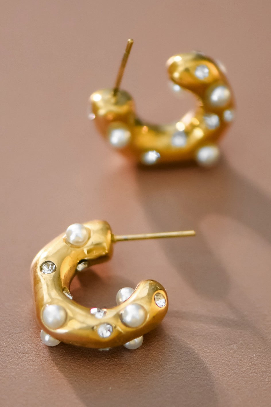 Hoop Earrings with Pearls