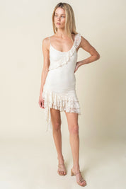 Evelin Lace Ruffle-hem Dress