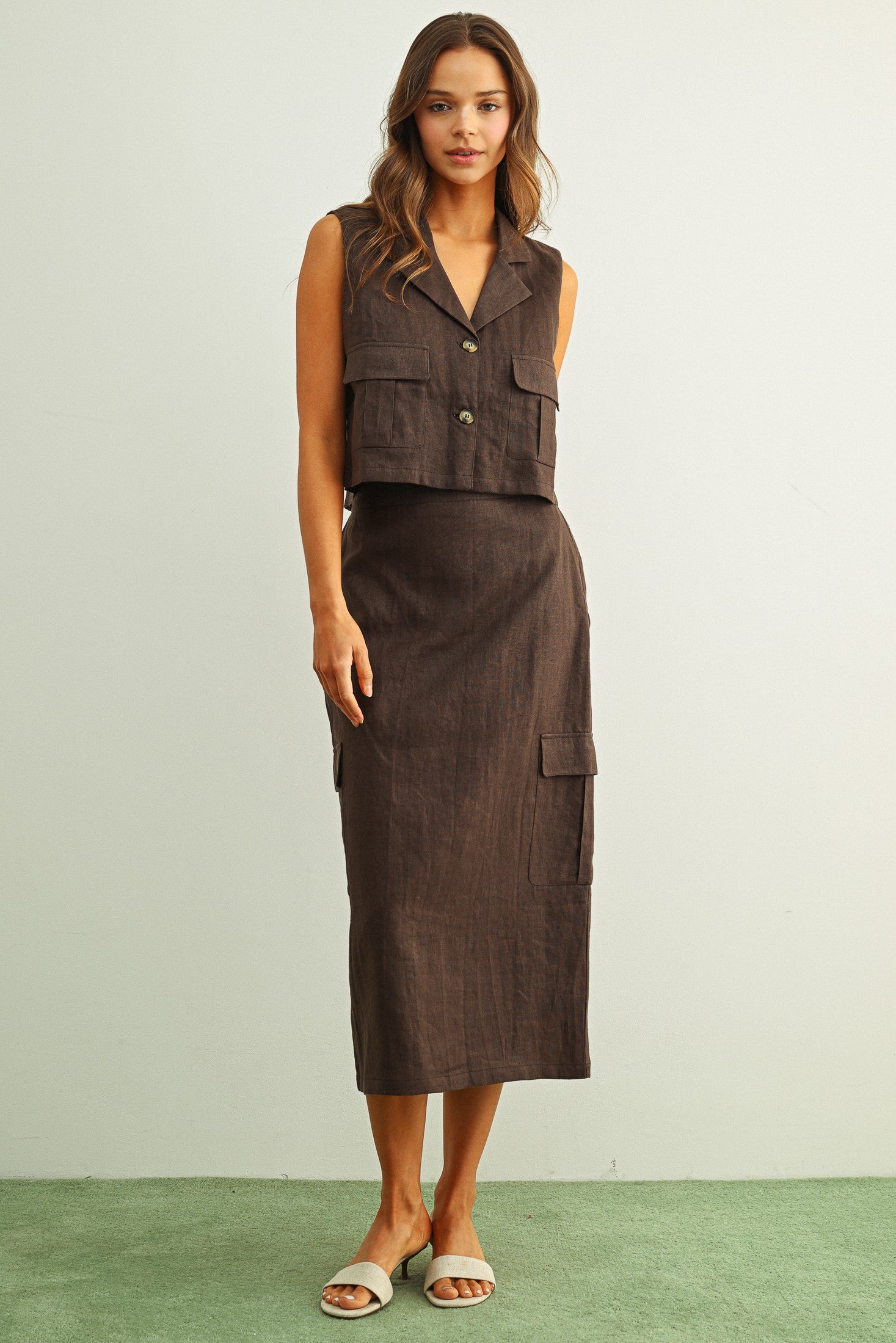 Sleeveless Linen Cargo Vest