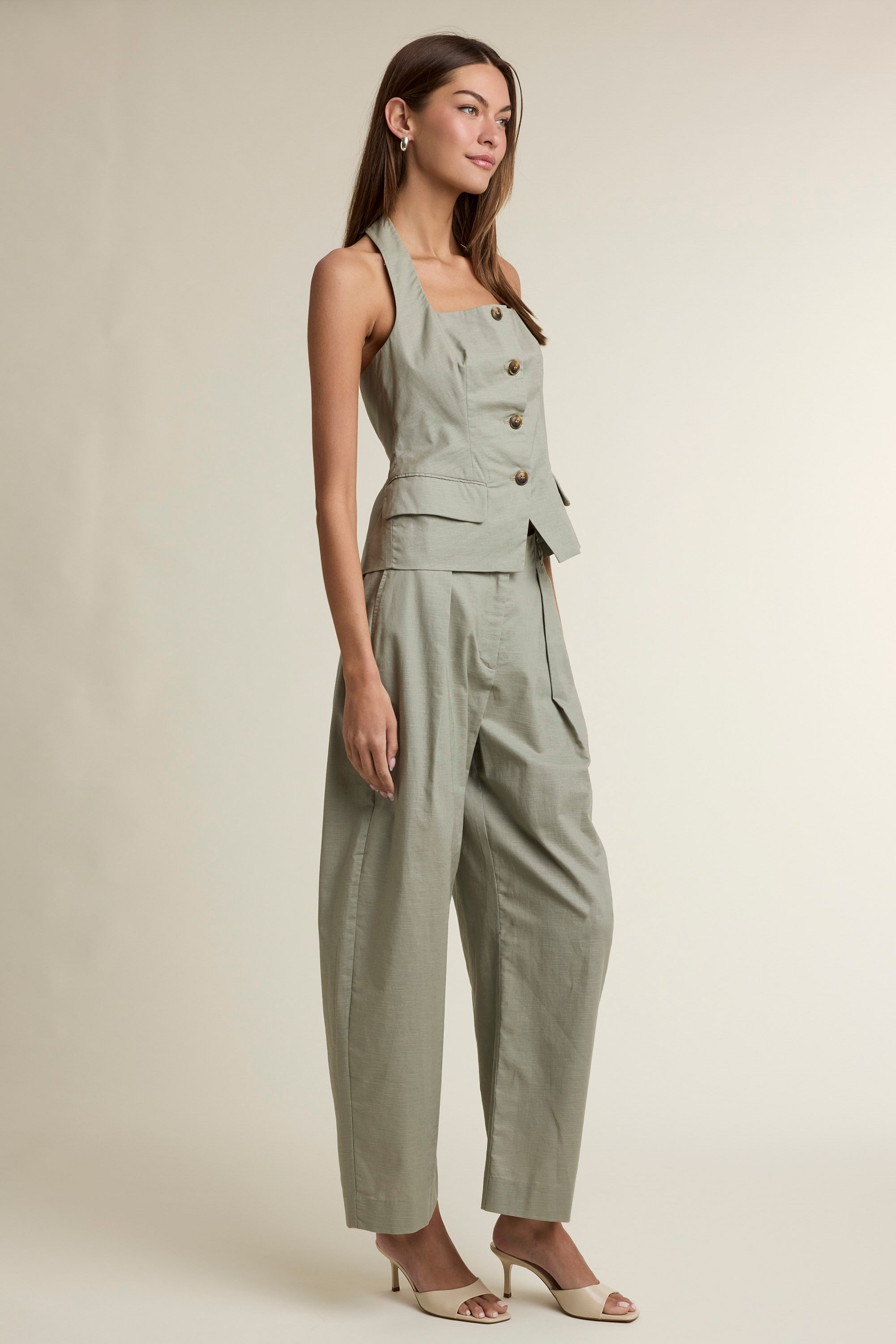 Square Neckline Halter Vest Top And Pants Set