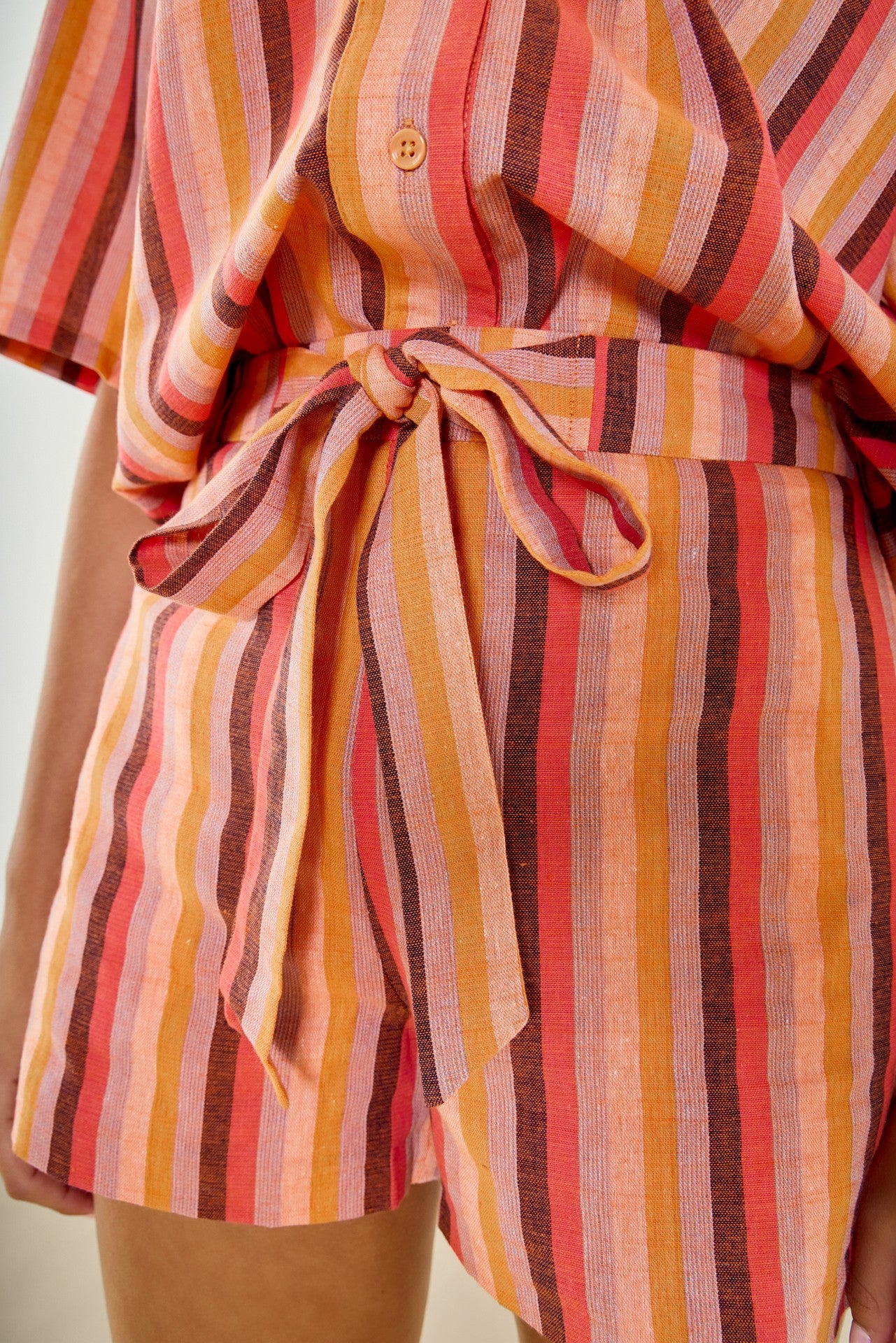 Shorts With Tie Belt