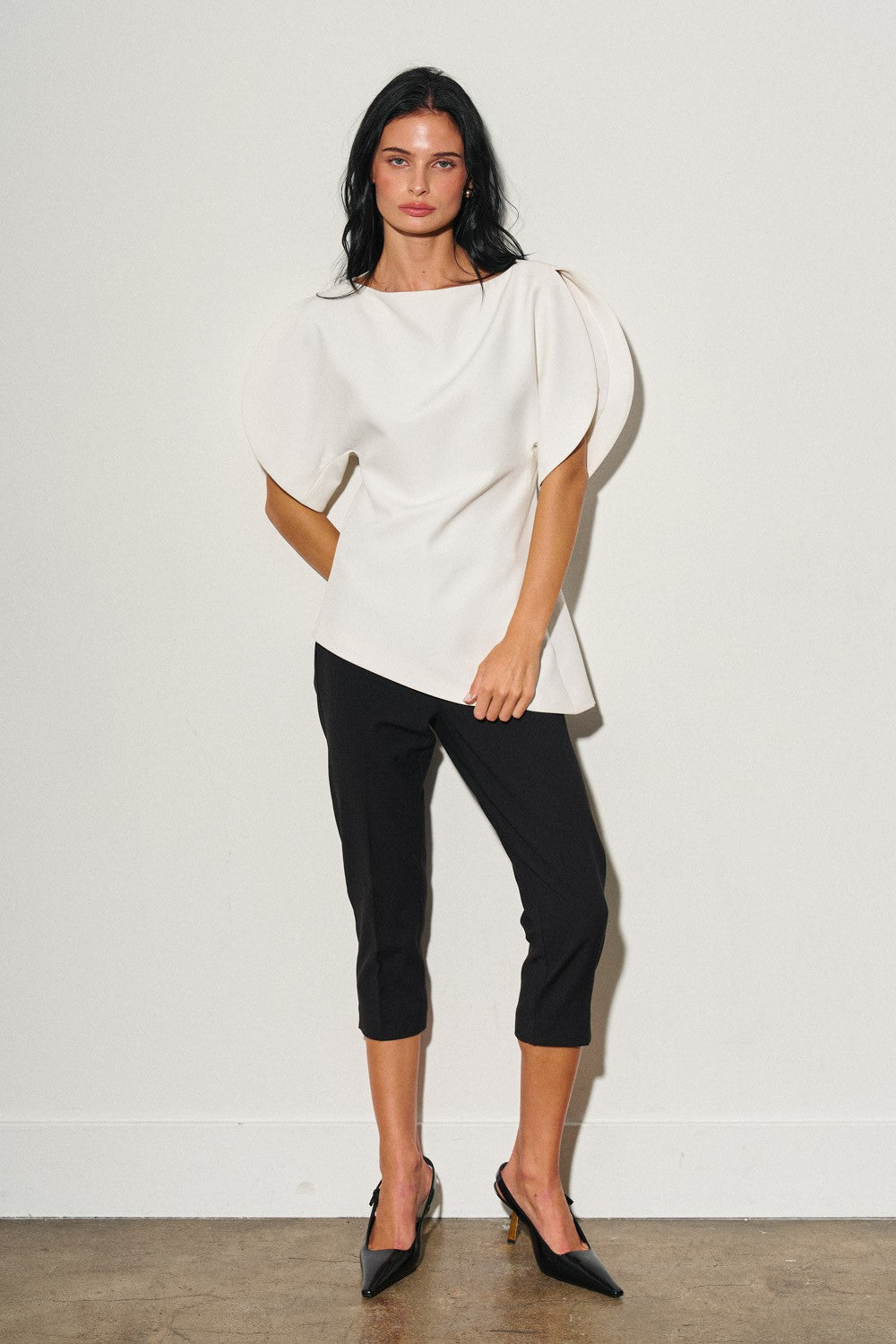 Ladies Woven Balloon Sleeve Top
