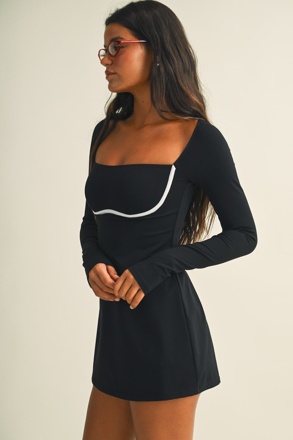 Black Long Sleeve Sweetheart Dress