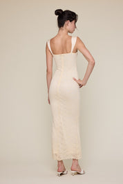 Floral Embroidered Slim Fit-in Lace Maxi Dress