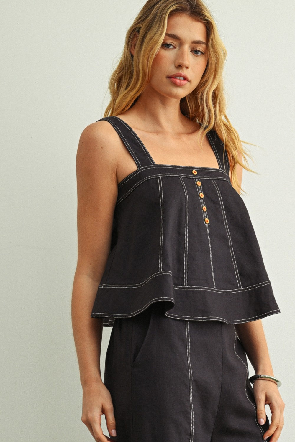 Stitch Detailed Sleeveless Top