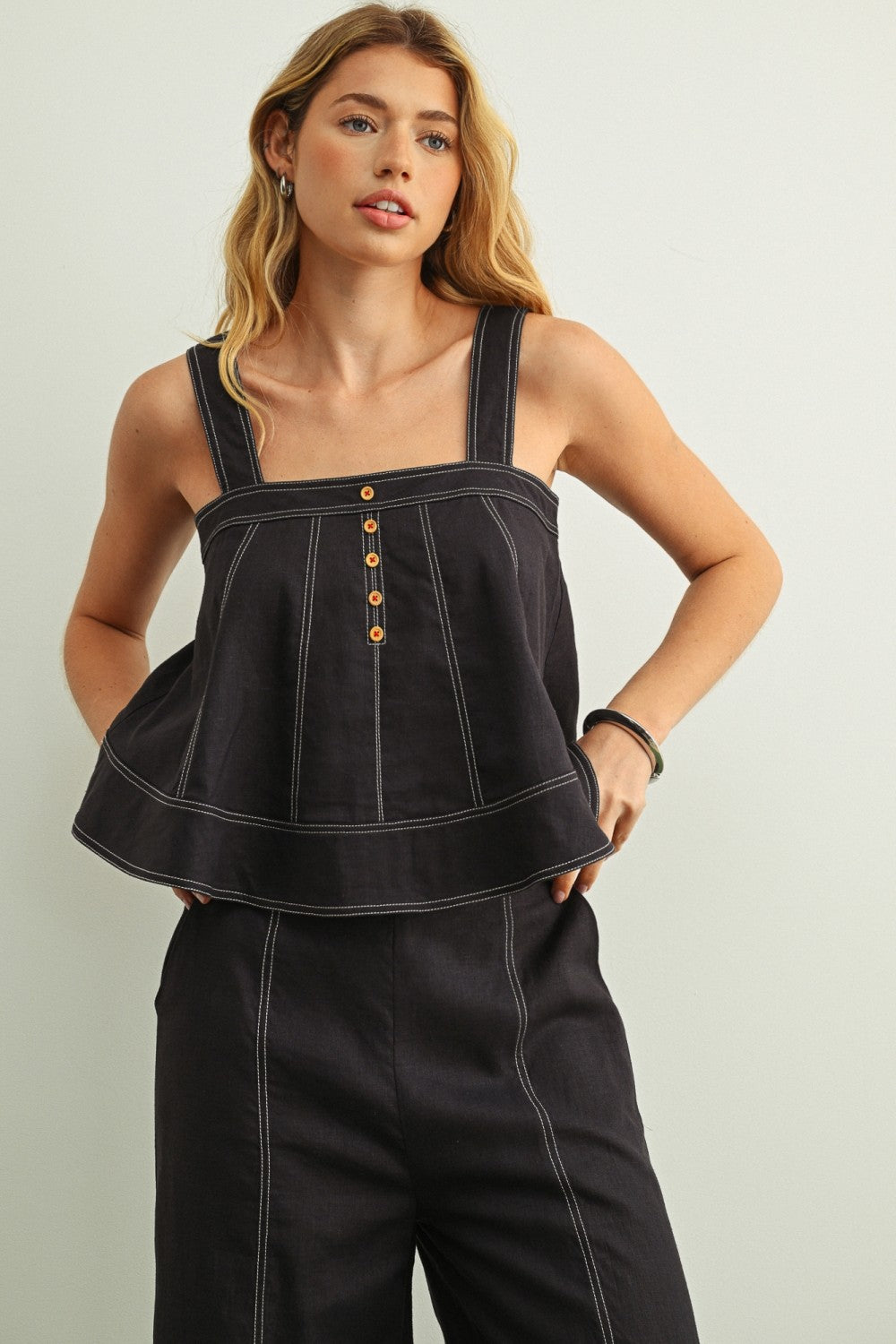Stitch Detailed Sleeveless Top
