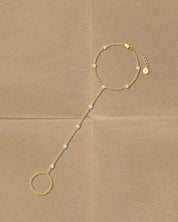 ELEDÉ Bezel Handchain