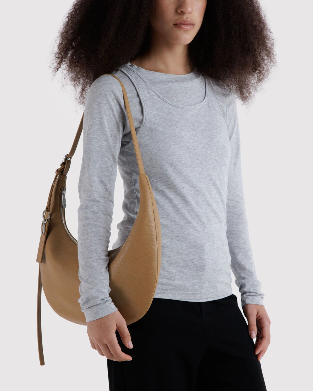 BAGGU Dune Medium Recycled Leather Flat Crescent