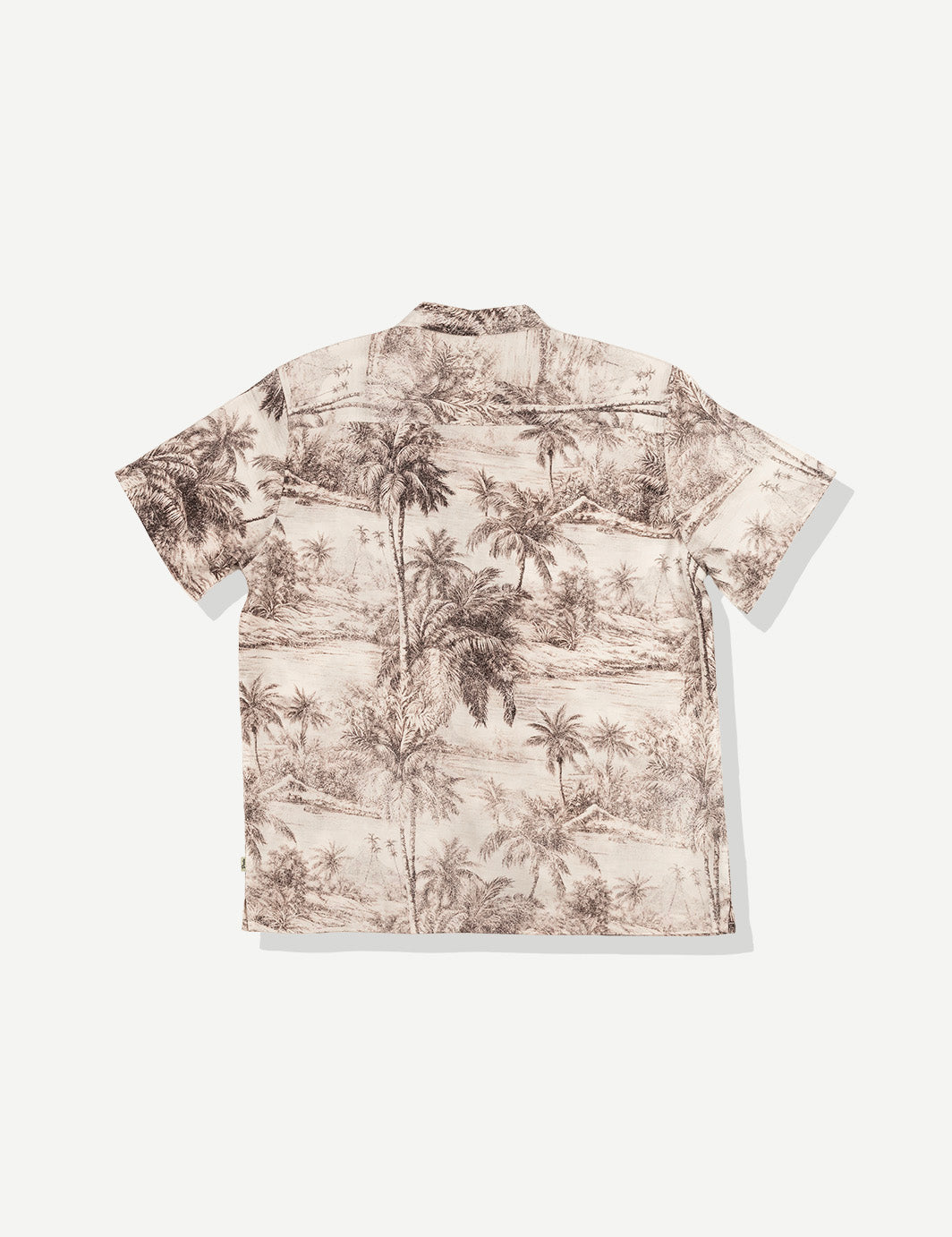 buttonupwebphotosnew_0002s_0007_Duvin_Mens_Spring25_Buttonup_TropicalCamo_Back.jpg
