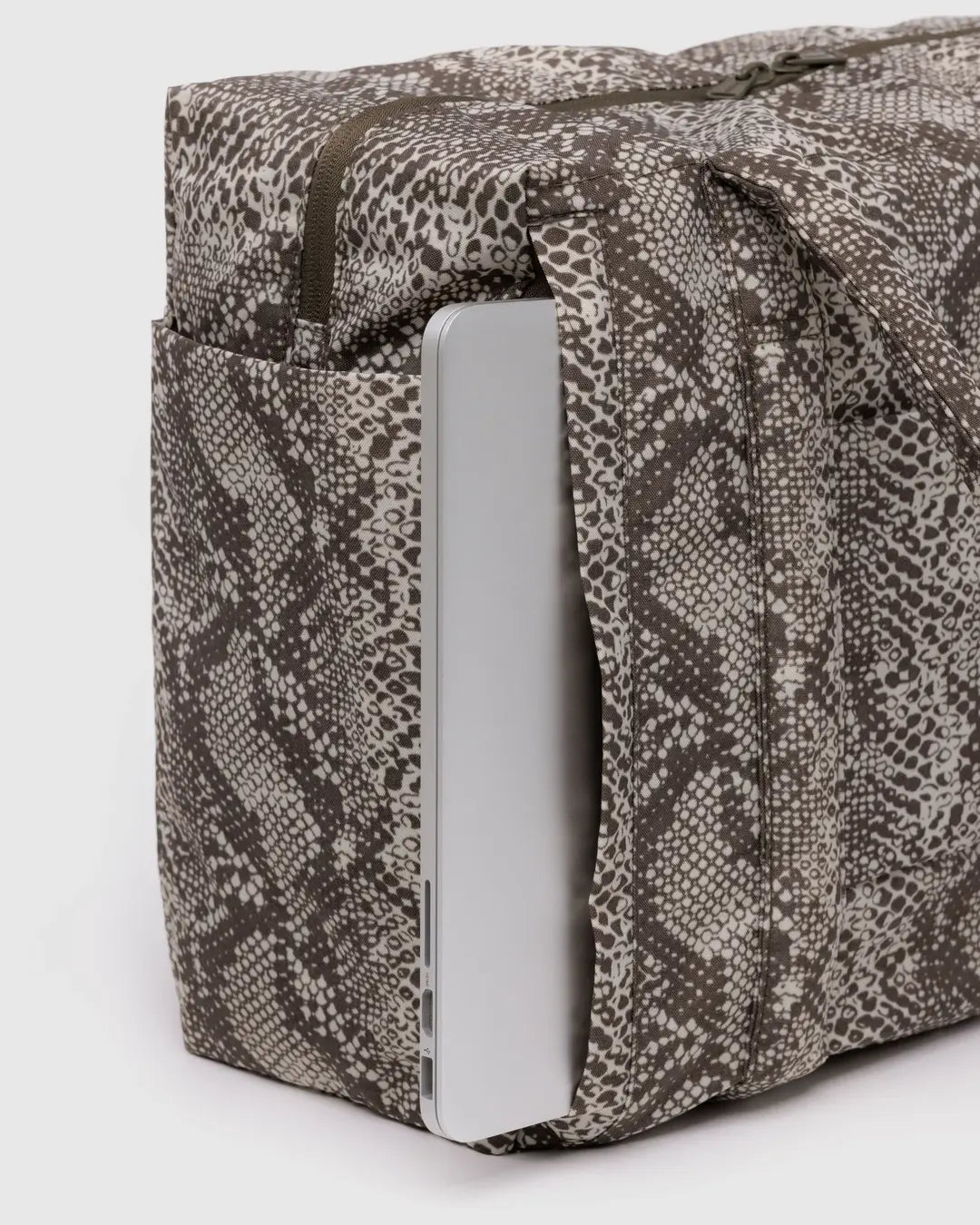 Baggu Small Cloud Carry-On- Snakeskin