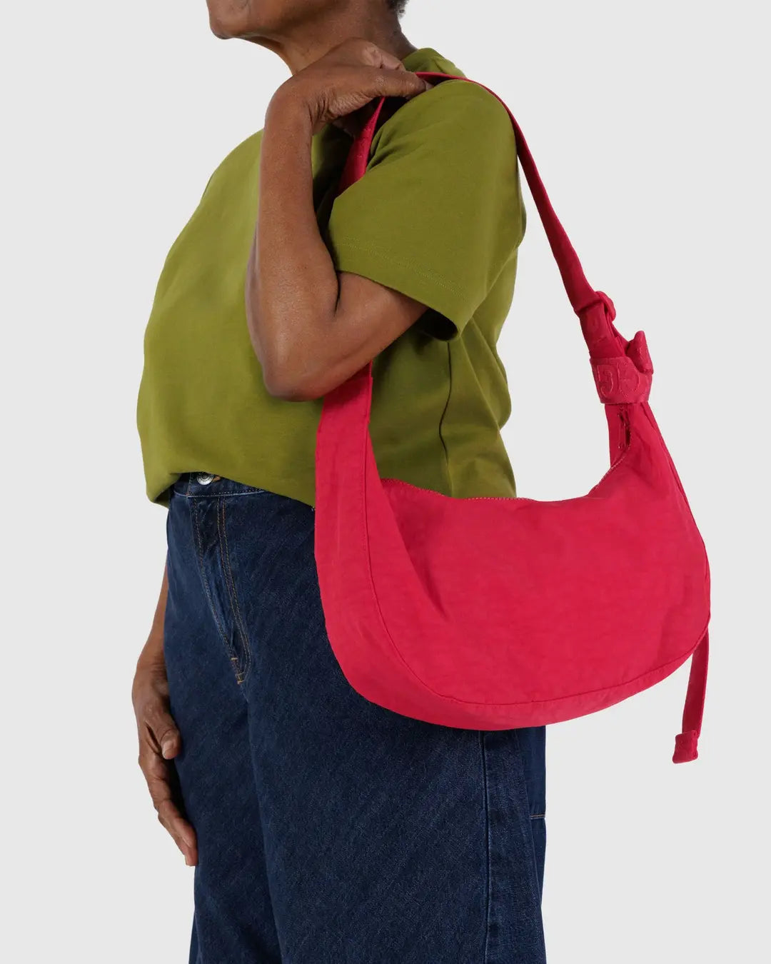 Baggu Medium Nylon Crescent Bag- Candy Apple | Collective Request 