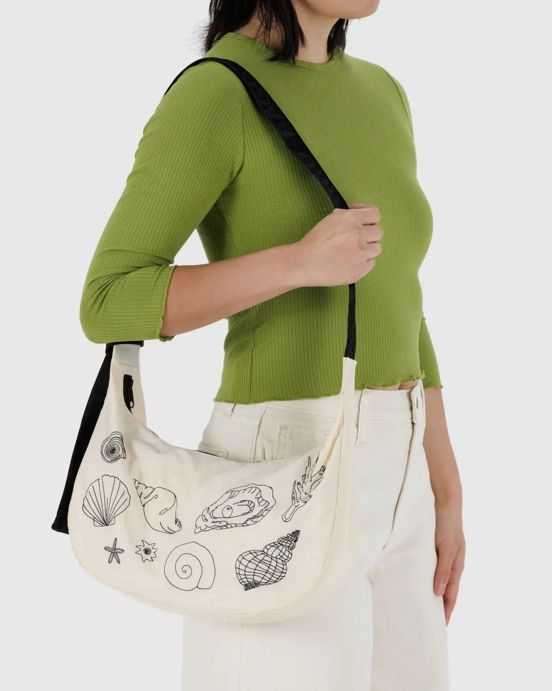 Baggu Medium Nylon Crescent Bag- Embroidered Shells